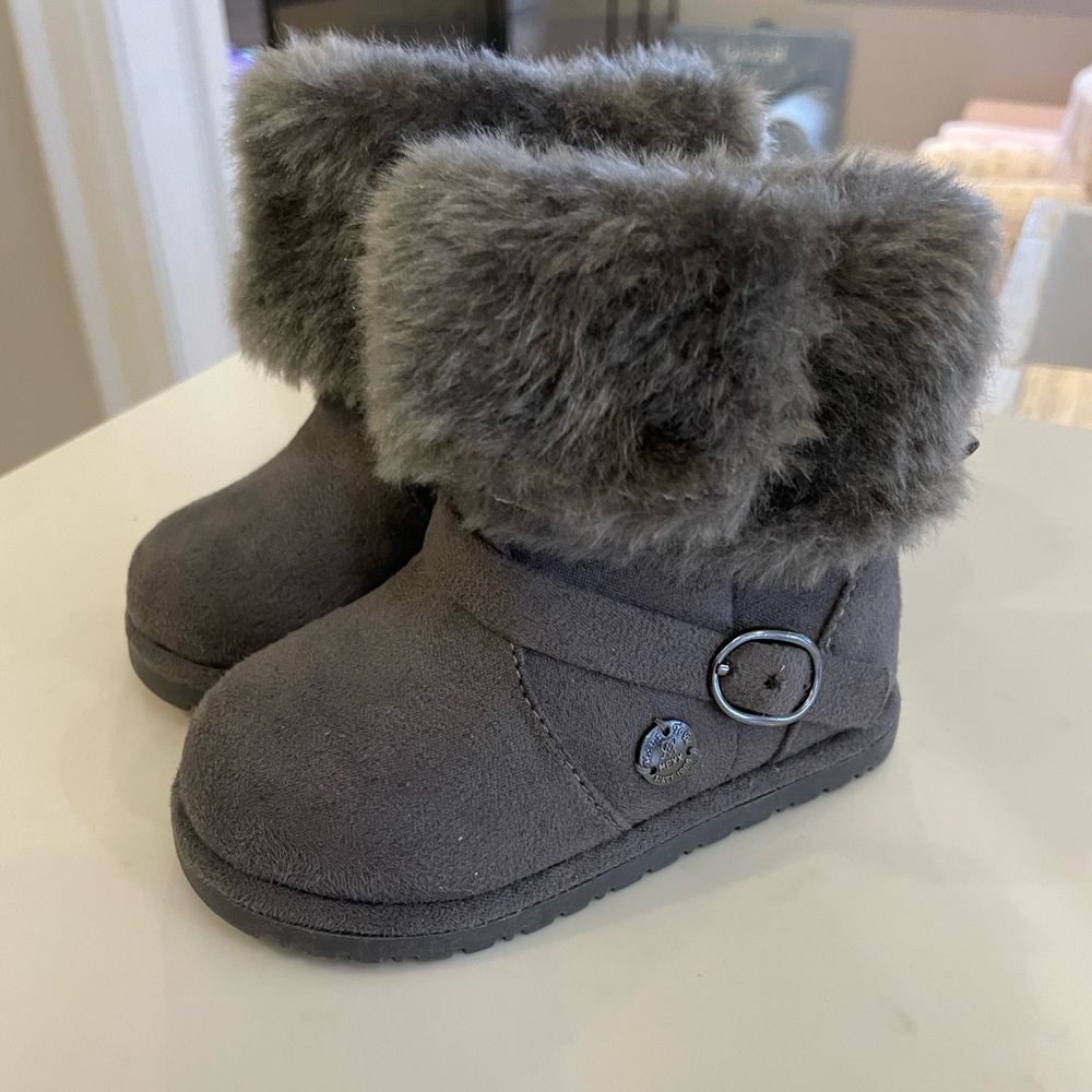 Baby Mexx Size 5 Boots